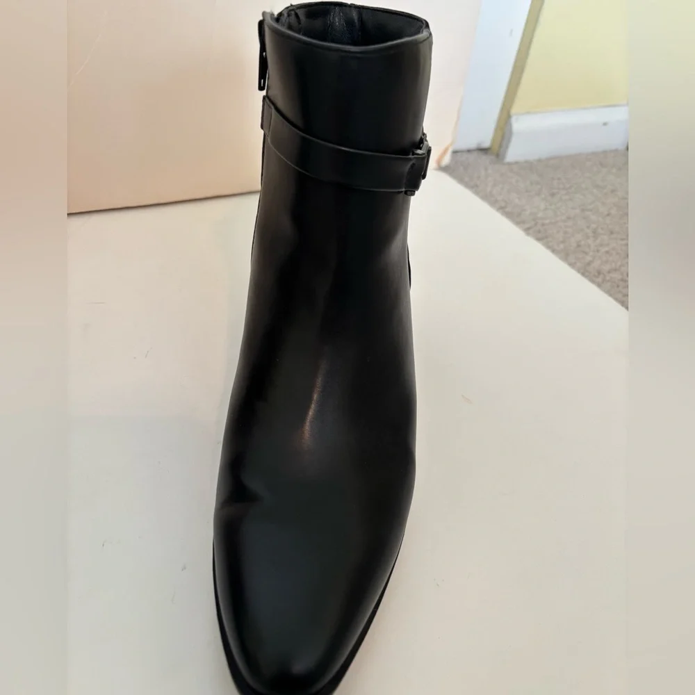 CROFT & BARROW Black Heeled Ankle Boots Size 9.5